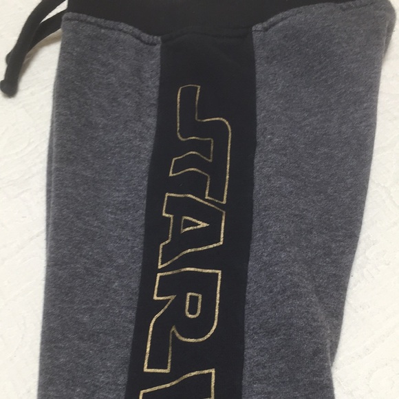 2-3T (6/$20) Star Wars Sweatpants by H&M - Picture 12 of 16